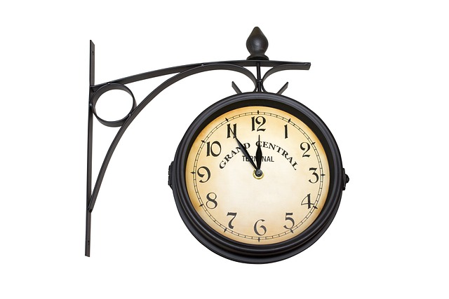 12 station clock